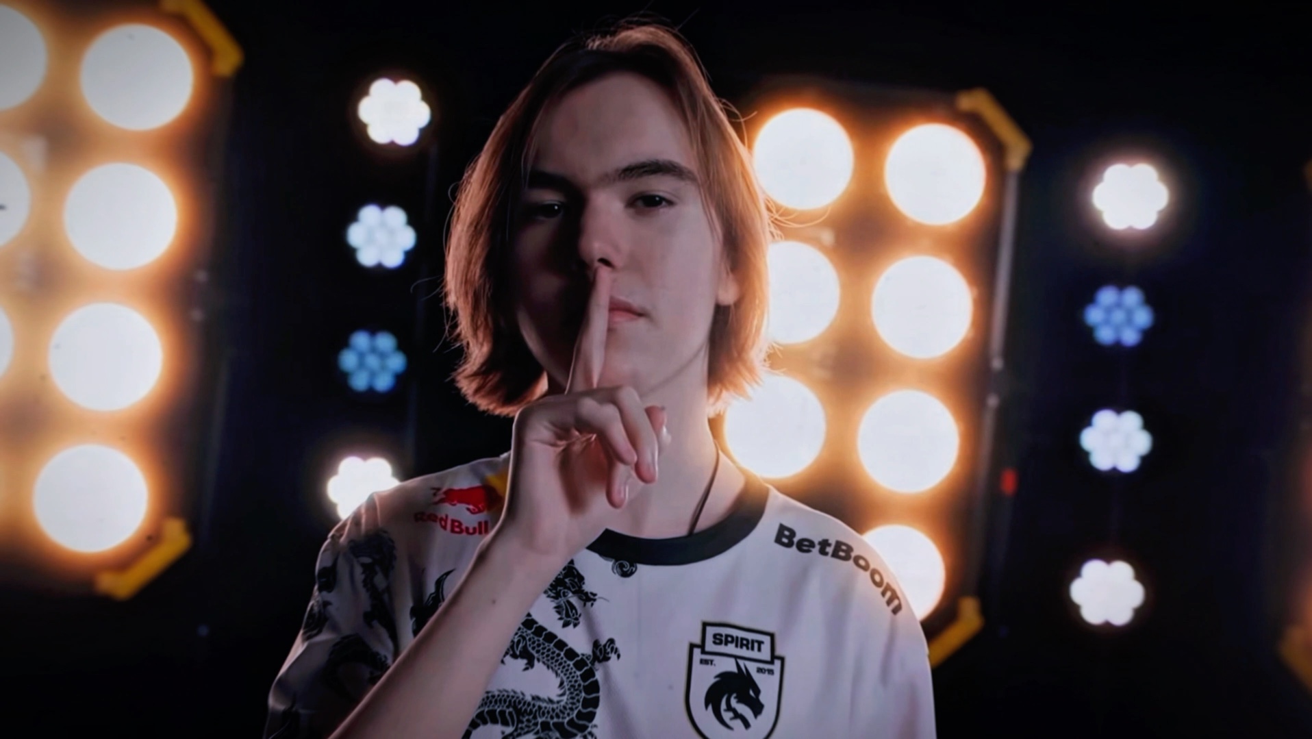 VALORANT 更新日志 11.00：新地图 Corrode，特工变更和模式更新