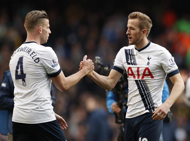 Jiejie离队更多内幕被曝光，续约费被砍70%，要求转型被拒绝