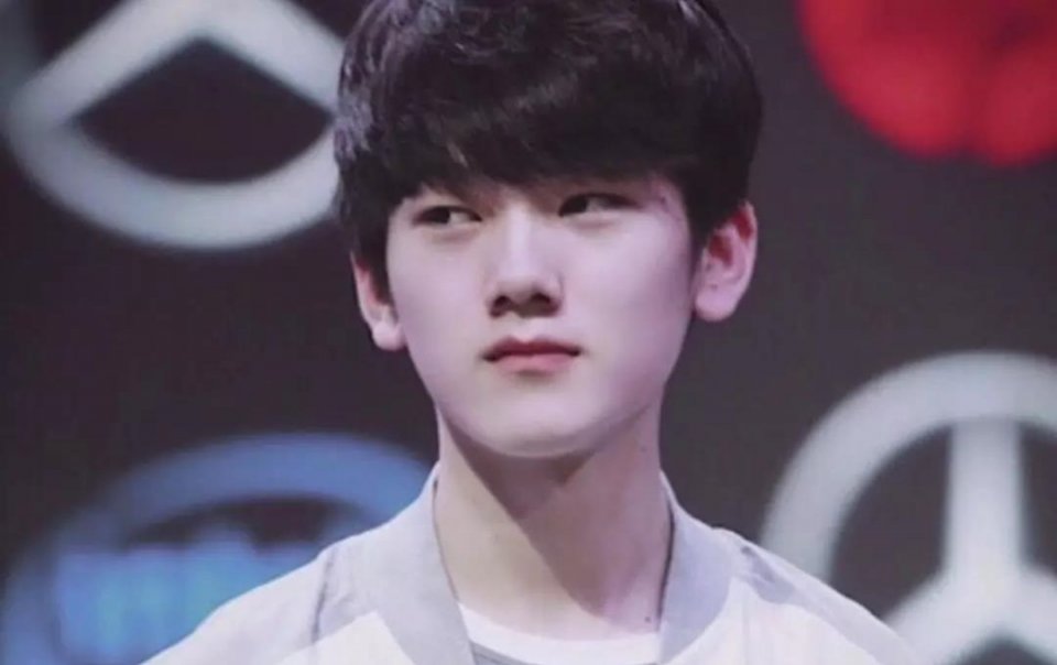 Gla1ve正式加入 100 Thieves 担任主教练