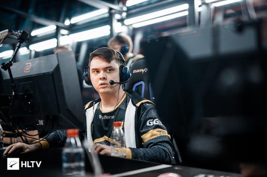 近日，外媒dexerto对TL战队打野选手Pyosik进行了采访 对于TL本赛季成绩未达到预期