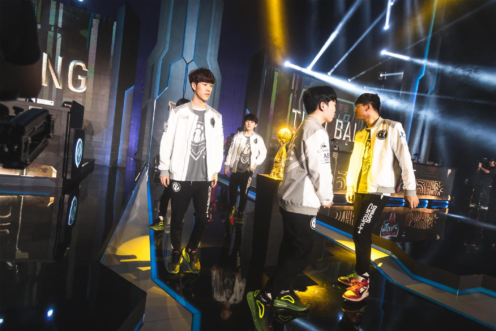 dupreeh 关于 Astralis ： “如果这是真的，那是一个糟糕的决定，特别是当我们有球员因压力和倦怠而请病假的时候。”