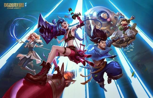 WOWLPL女主持人余霜分享礼服美照：喜欢碎钻还是半透视轻纱？